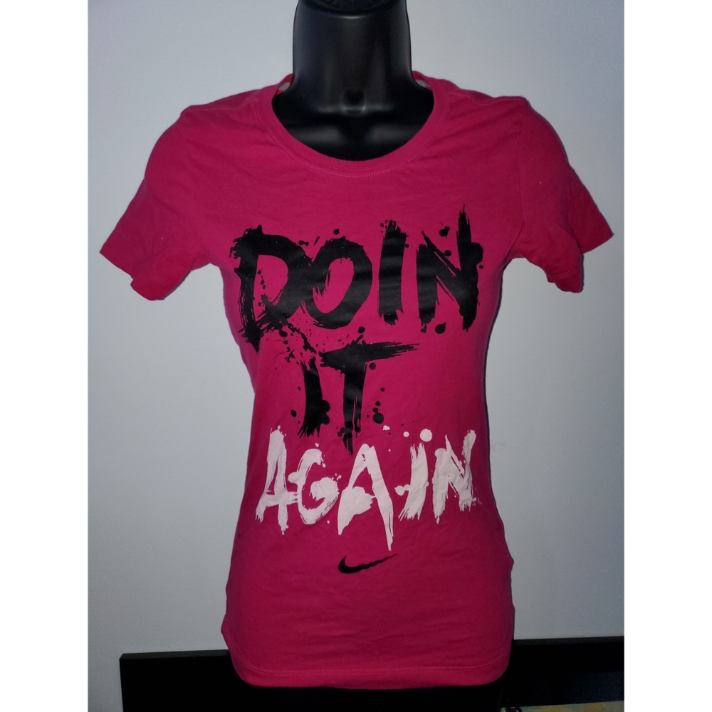 Nike T Shirt